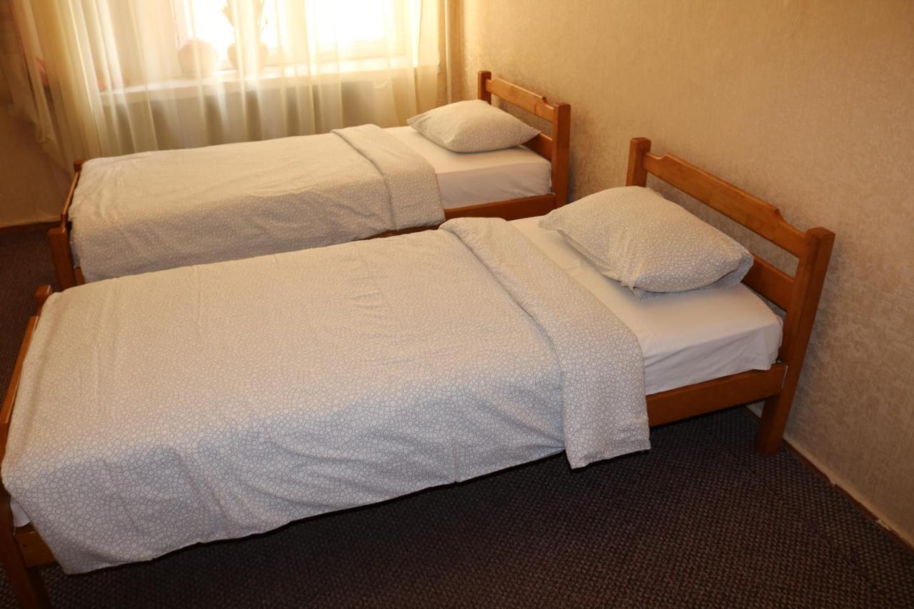 Easy Hostel Киев Екстериор снимка